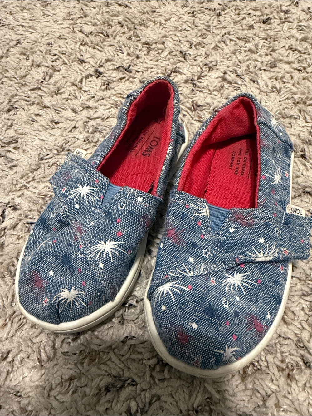 TOMS Kids Blue Firework Canvas Slip-On Shoes